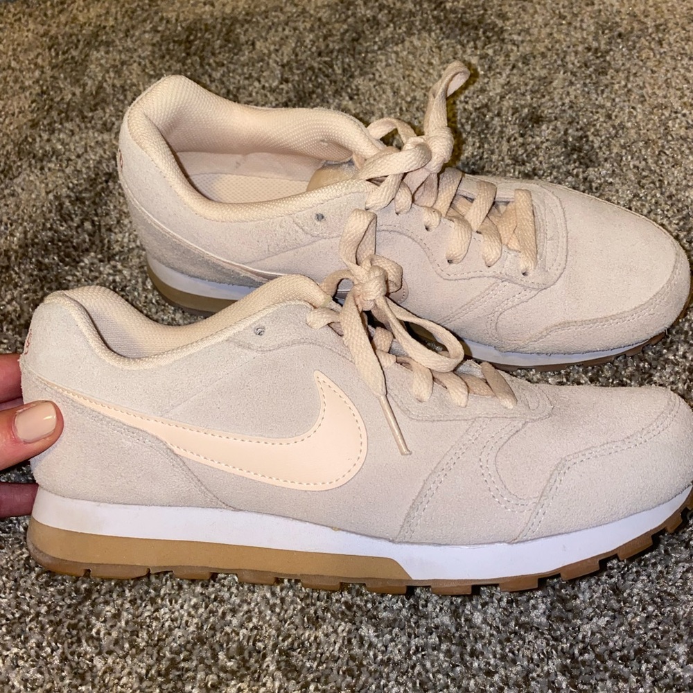 Nike Womens Sneaker